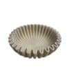 Keramieken schaal ivoor 20 cm met wave design in modern interieur