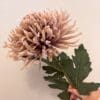 Realistische kunstbloemen in levendige kleuren, perfect voor interieurdecoratie