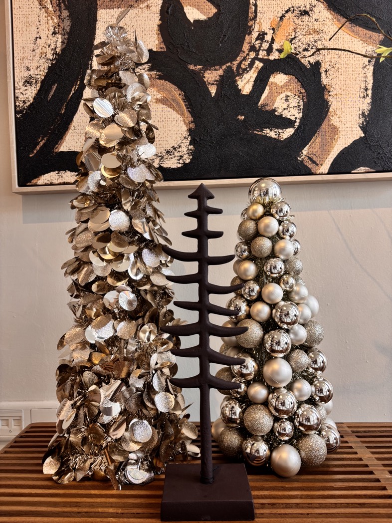 Kerstboom van kerstballen - Afbeelding 2